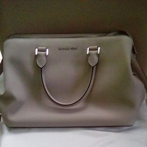 Michael kors satchel